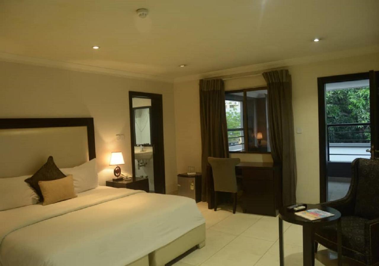S & S Hotel & Suites Lagos Exterior foto