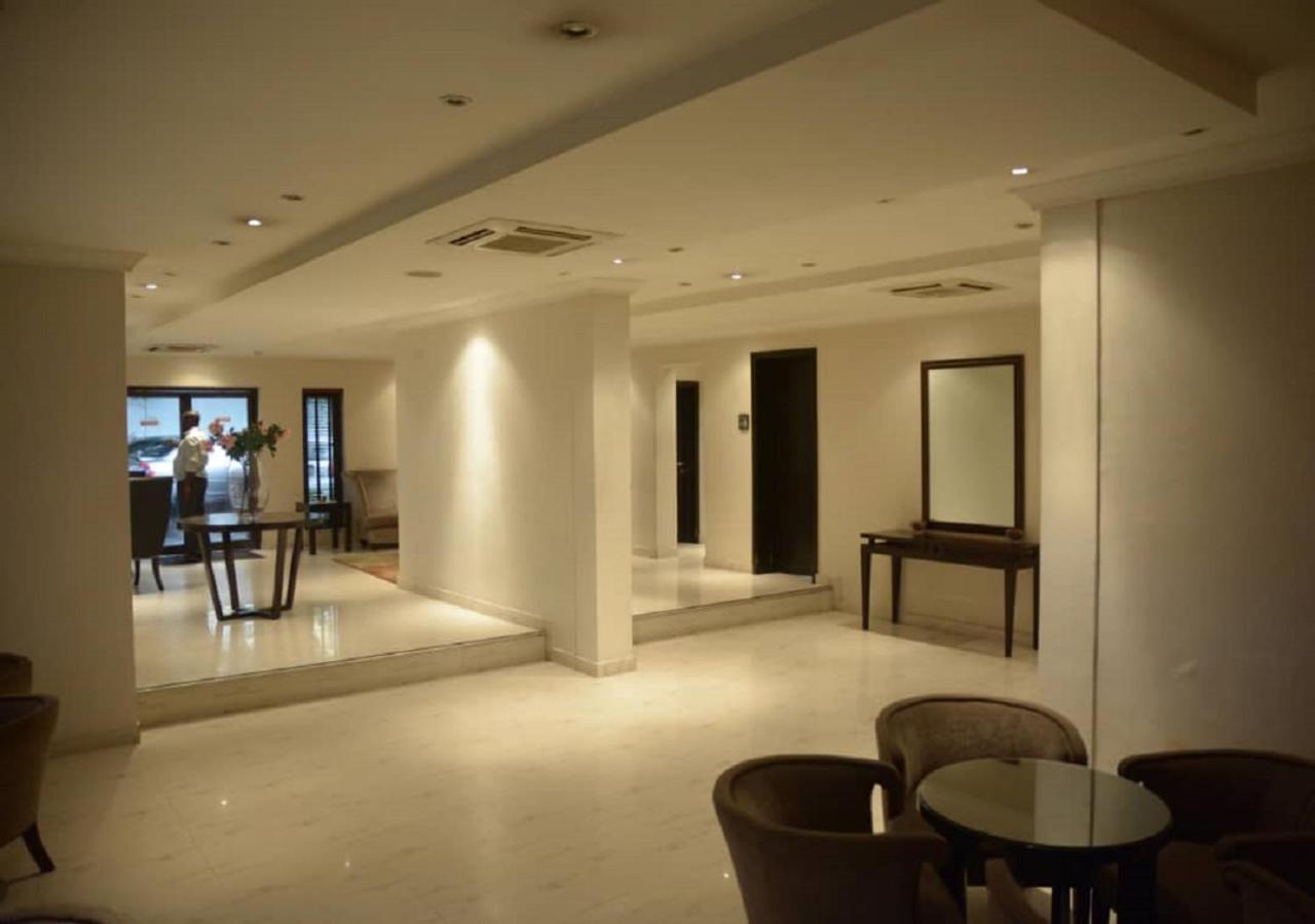 S & S Hotel & Suites Lagos Exterior foto